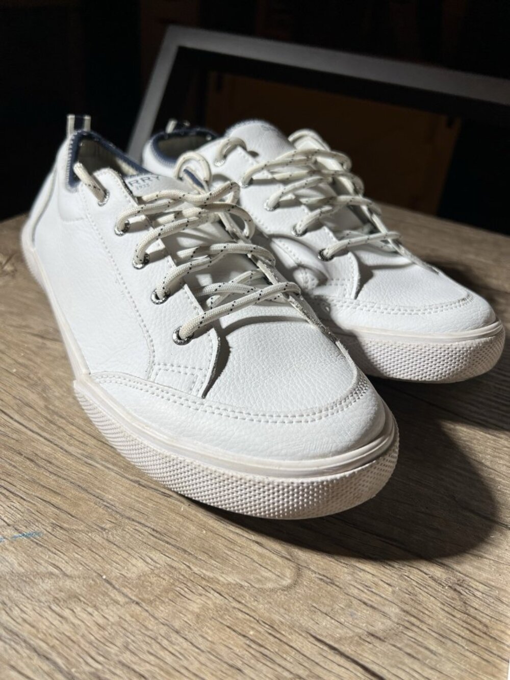Sperry Deckfin Men’s US 7 UK 6 EU 39 White Leather Boat Sneakers